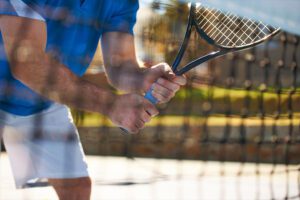 Scopri di più sull'articolo Osteopatia e tennis: prevenzione, performance e recupero per un gioco senza infortuni